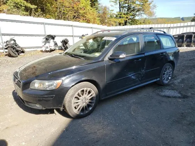 YV1MW390572316135