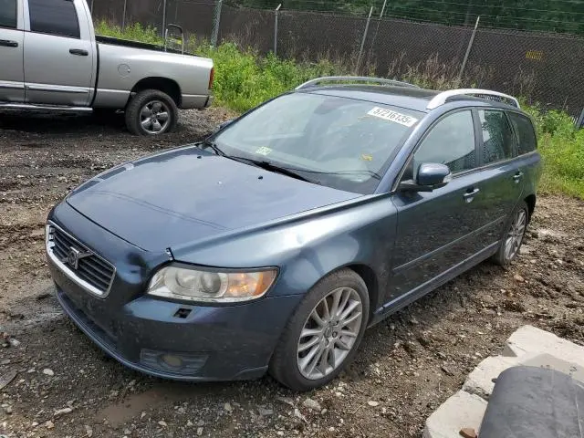 YV1MW672X82422071