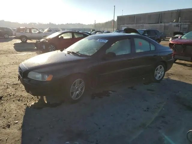 YV1RS592452452736