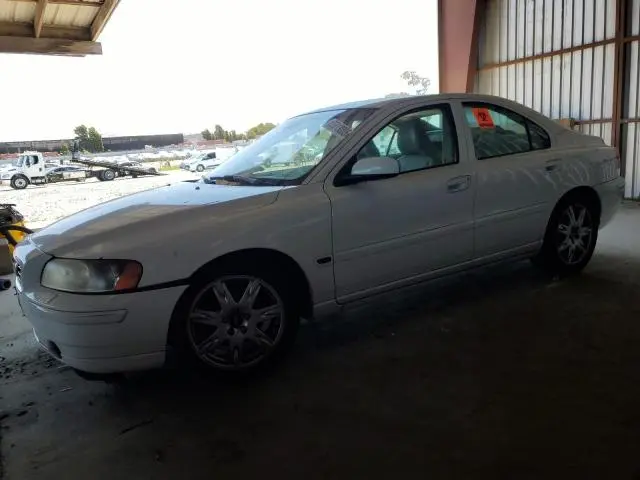 YV1RS592452477443