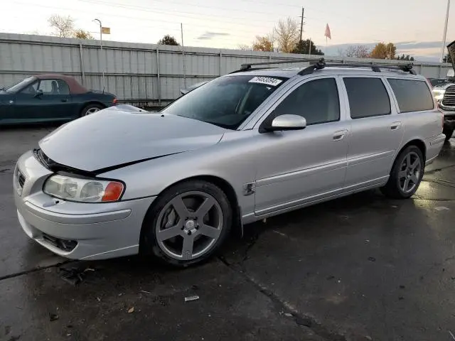 YV1SJ527352472910