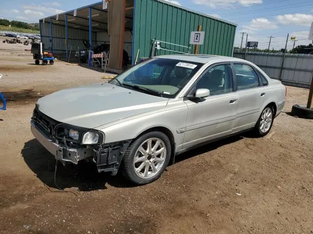 YV1TH59HX41360897