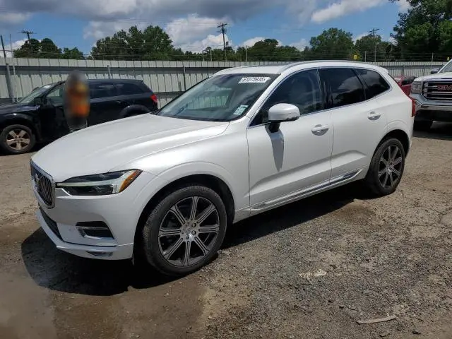 YV4102DL0M1814571