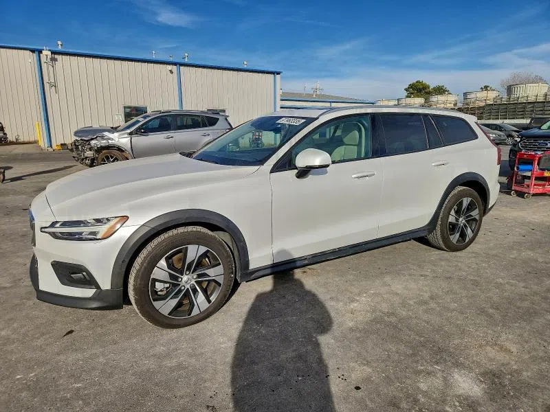 YV4102WK0M1077960