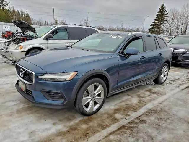 YV4102WKXL1033737
