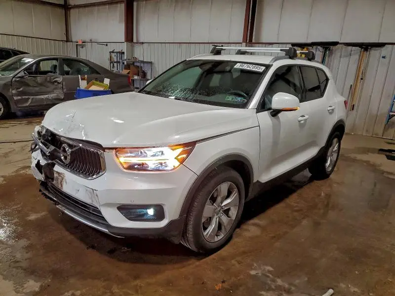 YV4162UK1M2486528