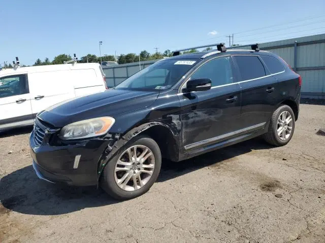YV4612RK2F2738240
