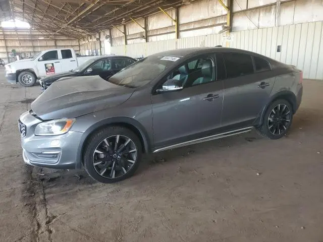 YV4612UM6G2000970
