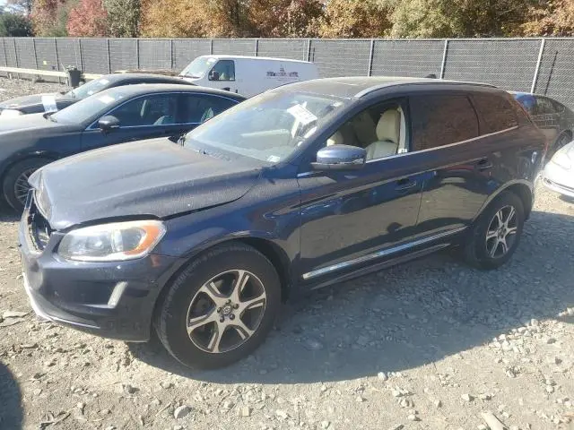 YV4902DZ3E2541712