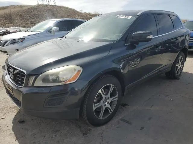 YV4902DZXD2414440