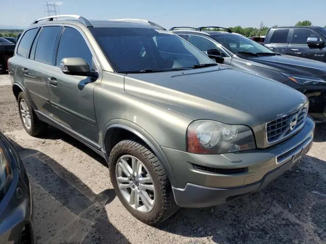 YV4952CZ3B1573936