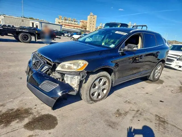 YV4952DL9D2417035