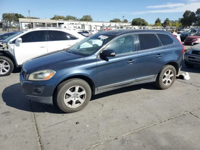 YV4960DL4A2083994