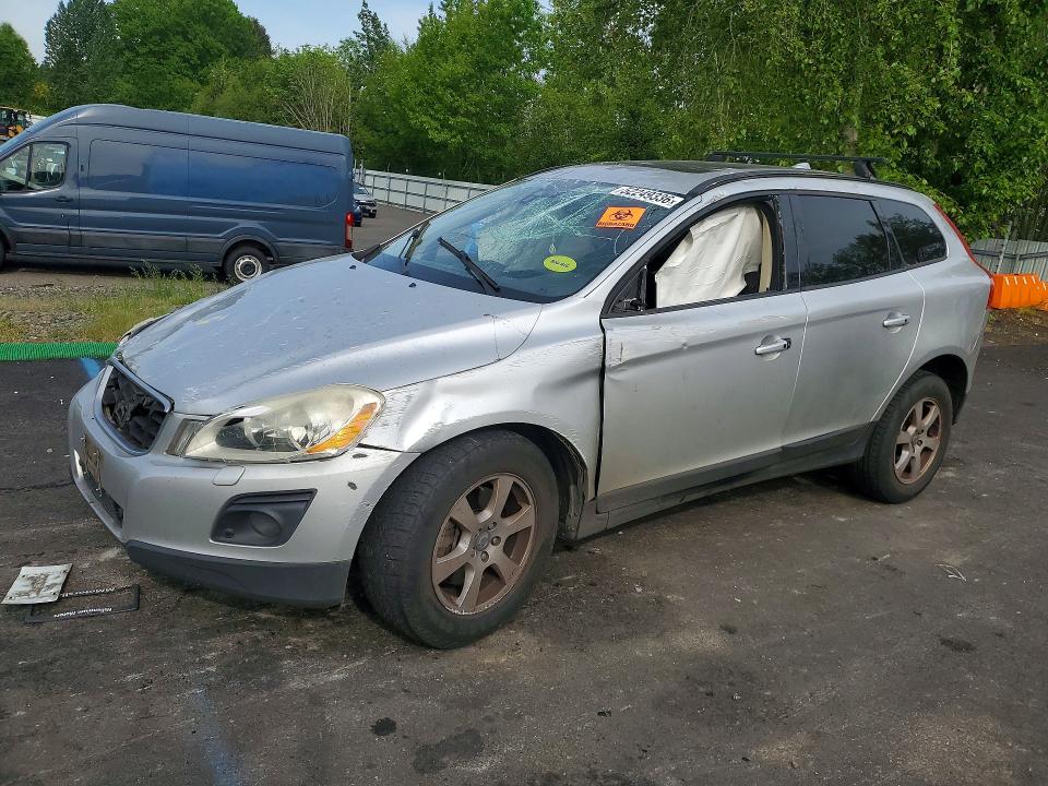 YV4960DZXA2107977
