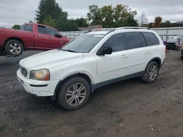 YV4982CZ8A1555082