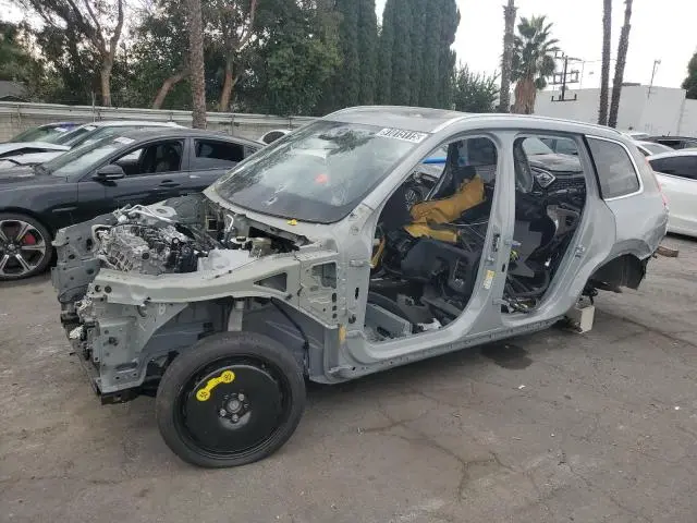 YV4L12PKXR1181822