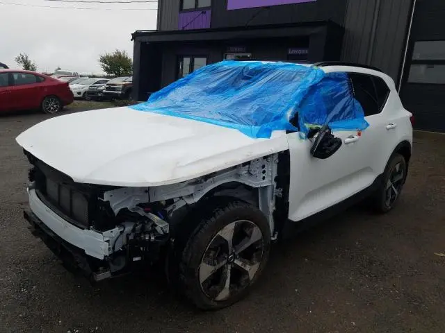 YV4L12UX8P2952575